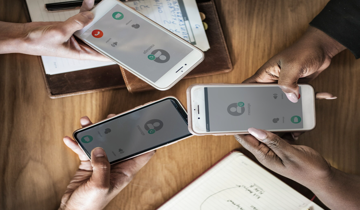 Two WhatsApp Accounts, One iPhone Native Multi Account Switching Arrives in iOS Beta