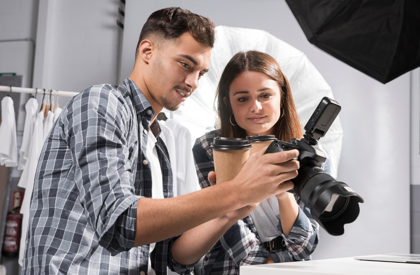 Photography Mastery: A Practical Guide to Creating Striking and Professional Images