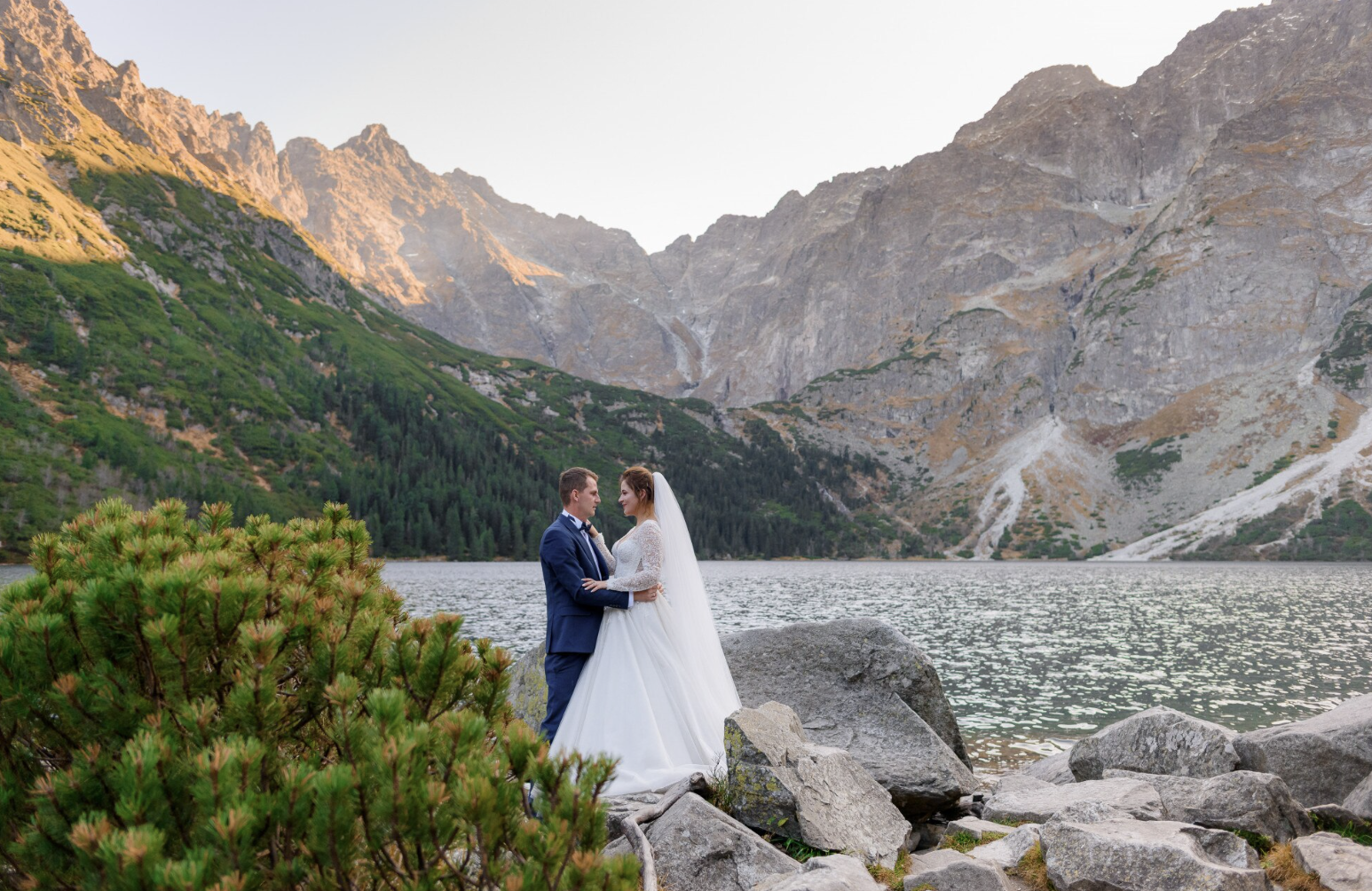 Banff Wedding Photographer Elevate Your Mountain Celebration with Local Mastery